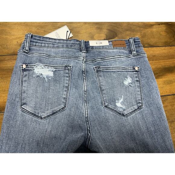 Judy Blue Jeans Womens 9/29 Distressed Straight Fit Mid Rise Raw Hem NWT - Picture 7 of 10
